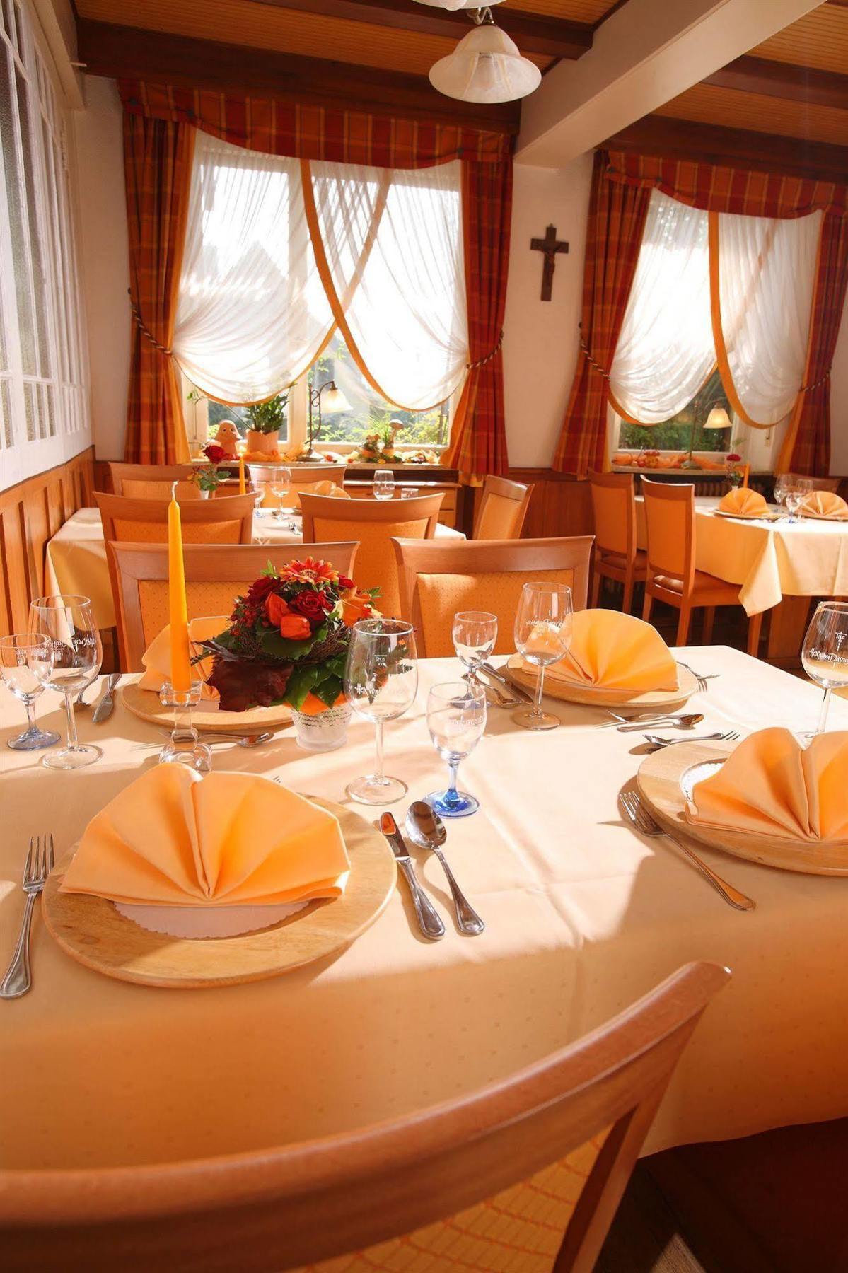 Landhotel Salmen Oberkirch  Bagian luar foto